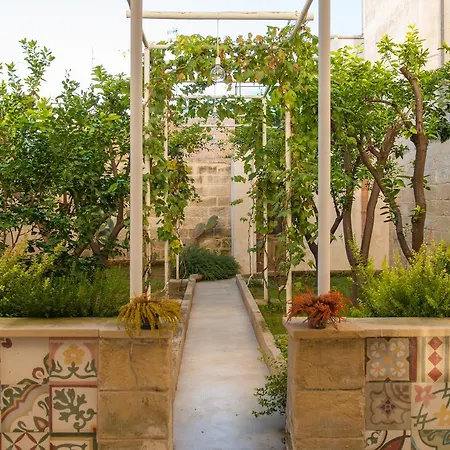 Orodo Luxury Bed & Breakfast 2*